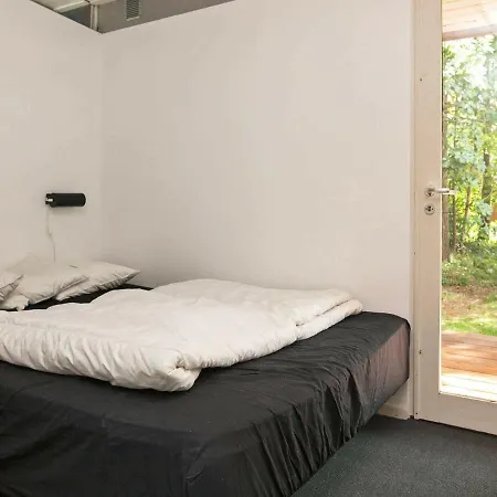 Five-bedroom Holiday In 1 Knebel